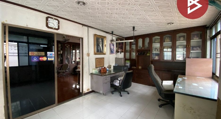 Casa en venta de 3 habitaciones en Bang Sue, Bangkok
