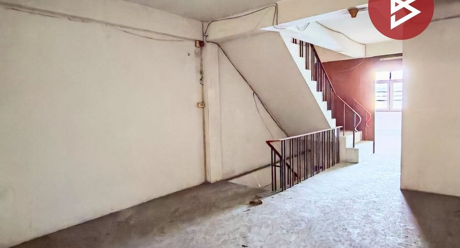 For sale 2 bedrooms retail Space in Mueang Chon Buri, Chonburi