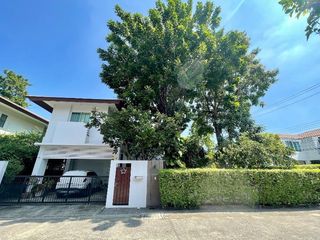 Haus zum Kauf mit 3 Zimmer in Lat Phrao, Bangkok
