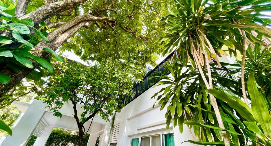 Haus zum Kauf mit 3 Zimmer in Lat Phrao, Bangkok