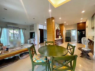 Haus zum Kauf mit 3 Zimmer in Lat Phrao, Bangkok