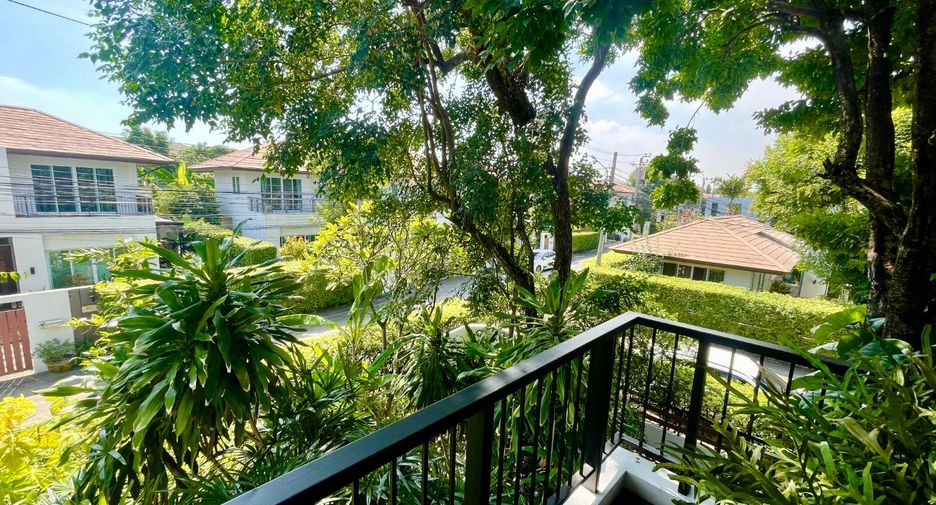 Haus zum Kauf mit 3 Zimmer in Lat Phrao, Bangkok