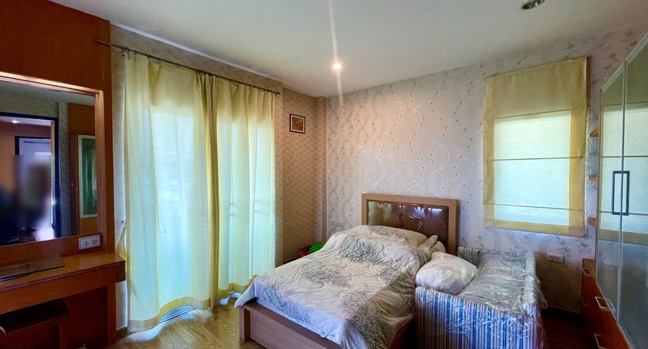 Haus zum Kauf mit 3 Zimmer in Lat Phrao, Bangkok