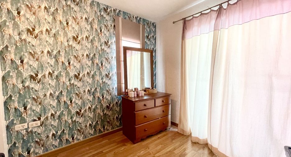 Haus zum Kauf mit 3 Zimmer in Lat Phrao, Bangkok