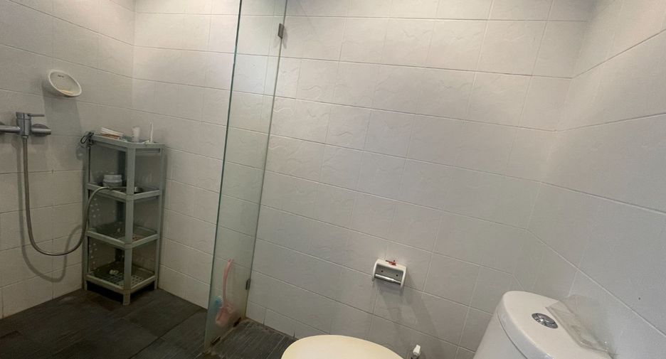Haus zum Kauf mit 3 Zimmer in Lat Phrao, Bangkok