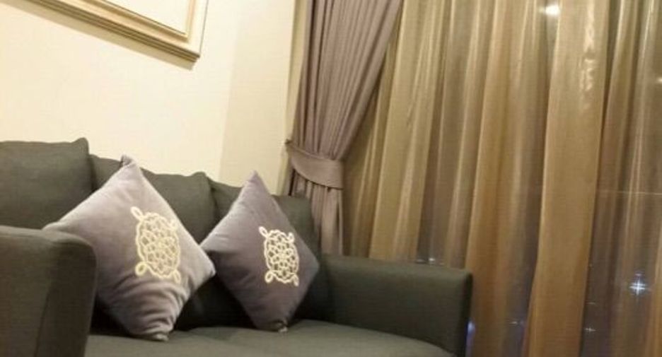 For rent 1 bed condo in Huai Khwang, Bangkok