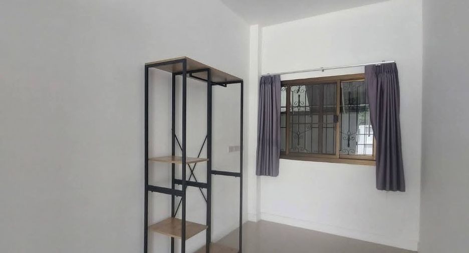 For rent and for sale 2 bedrooms villa in Bang Lamung, Chonburi