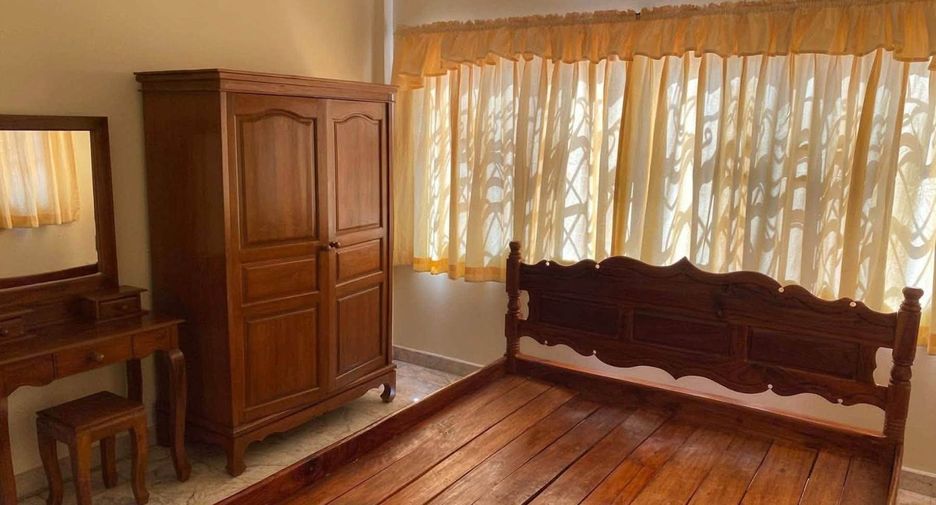For rent 3 bedrooms house in Bang Lamung, Chonburi