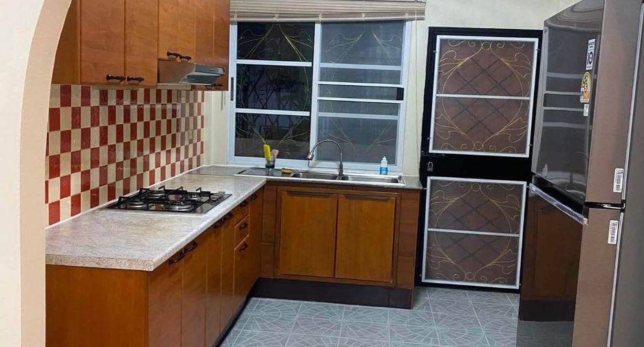 For rent 3 bedrooms house in Bang Lamung, Chonburi