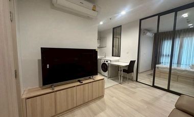Wohnung zur Miete mit 1 Zimmer in Pathum Wan, Bangkok