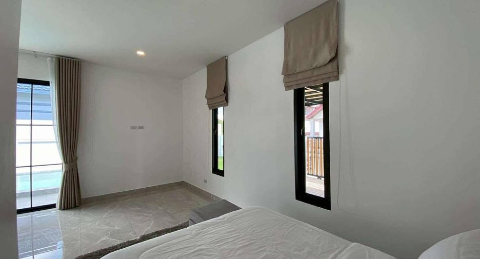 For rent 3 bedrooms villa in Bang Lamung, Chonburi