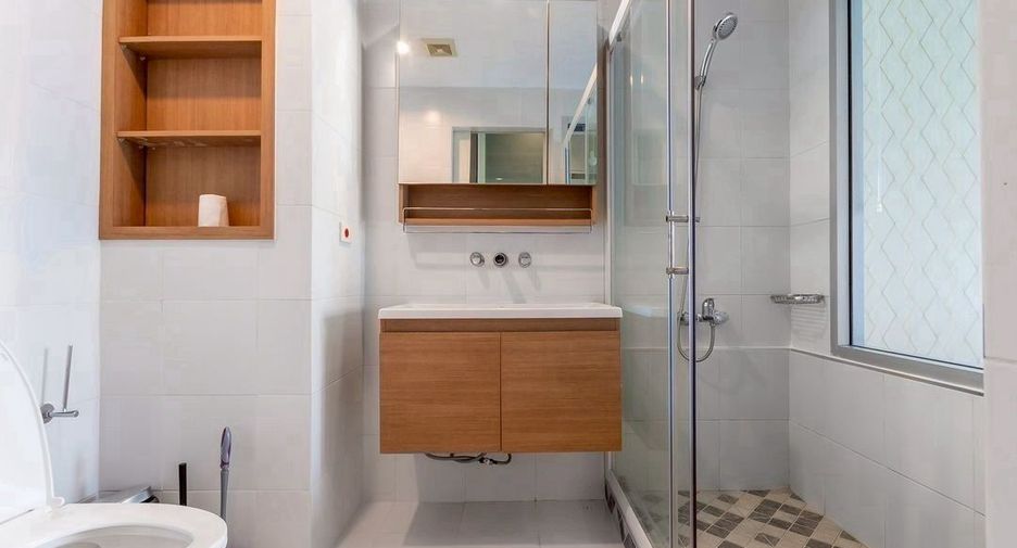 Condo en alquiler y en venta de 1 habitaciones en Khlong Toei, Bangkok