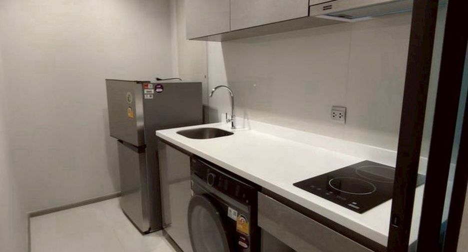 Wohnung zur Miete mit 2 Zimmer in Huai Khwang, Bangkok