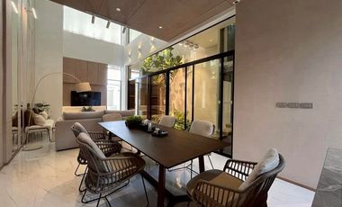 Casa adosada en venta de 3 habitaciones en Lat Phrao, Bangkok
