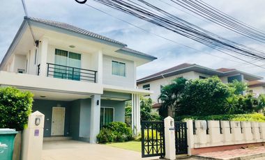 Haus zur Miete und zum Kauf mit 3 Zimmer in Bang Lamung, Chonburi