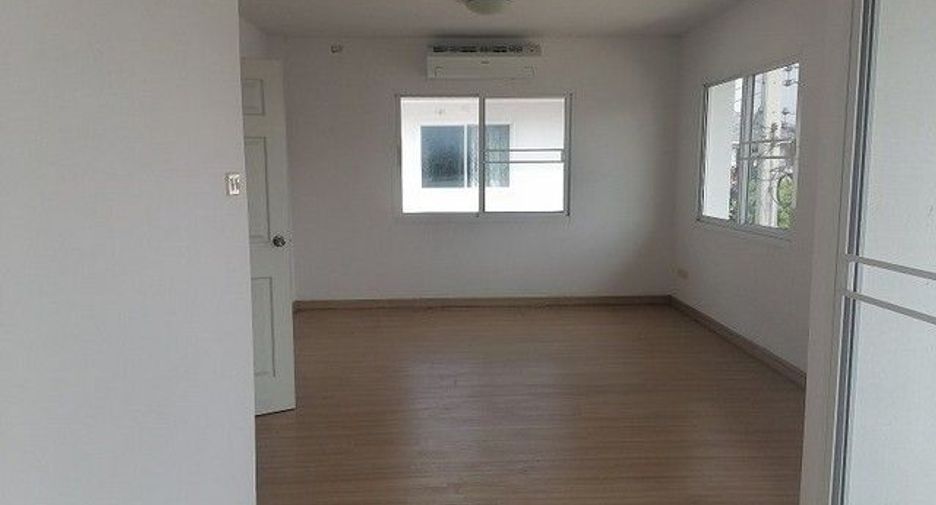 À vendre 3 chambres maison à Lat Krabang, Bangkok