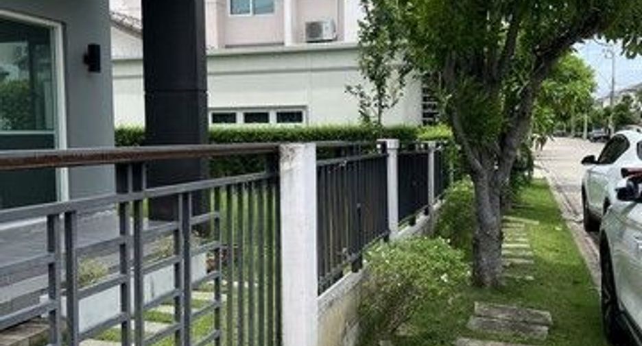 Casa en venta de 4 habitaciones en Lat Krabang, Bangkok