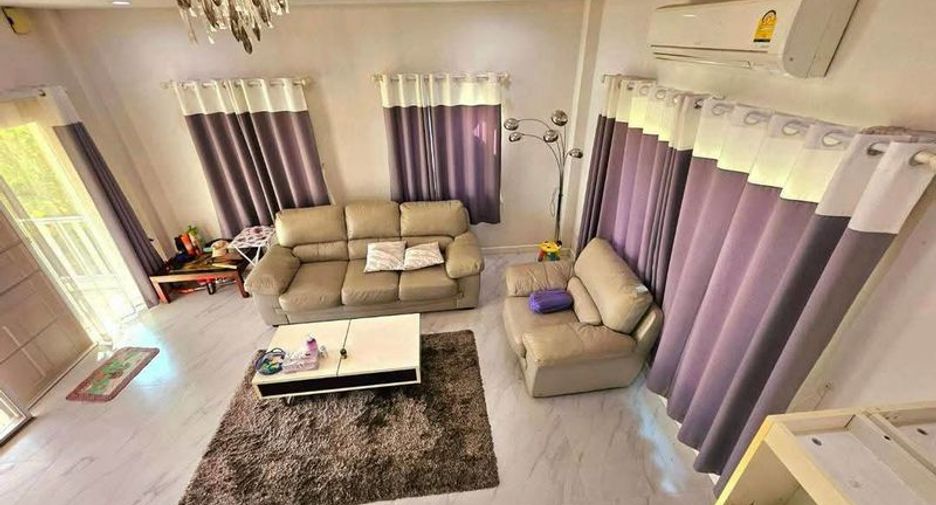 For rent 3 bedrooms house in Doi Saket, Chiang Mai