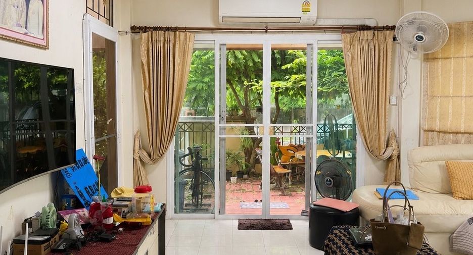 For sale 5 bedrooms house in Lam Luk Ka, Pathum Thani