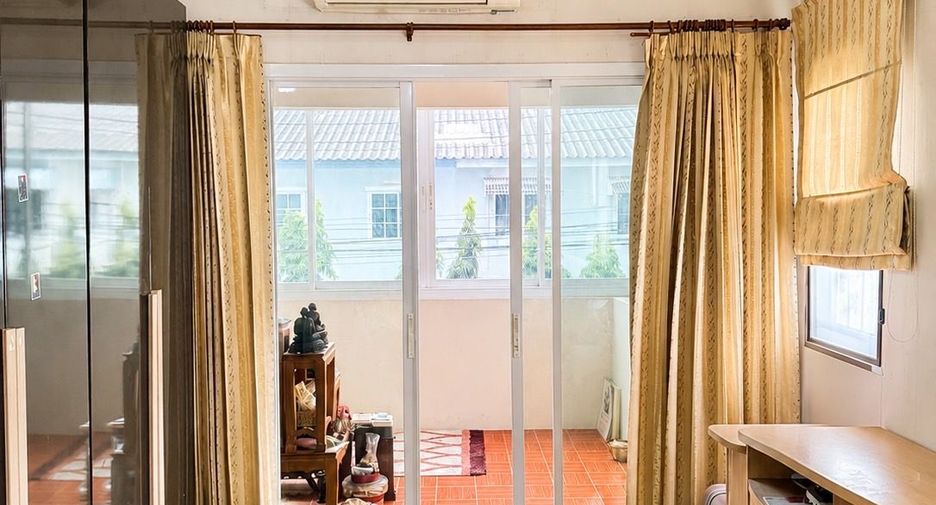 For sale 5 bedrooms house in Lam Luk Ka, Pathum Thani