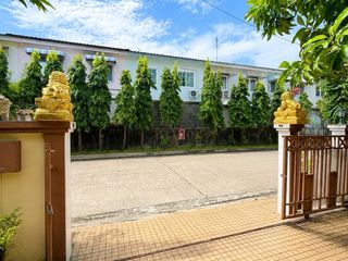 For sale 5 bedrooms house in Lam Luk Ka, Pathum Thani