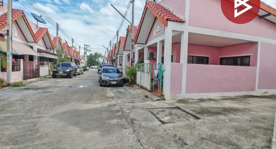 Casa adosada en venta de 2 habitaciones en Uthai, Phra Nakhon Si Ayutthaya