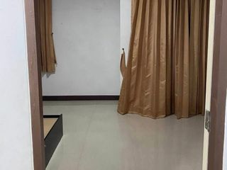 Casa adosada en venta de 3 habitaciones en Phan Thong, Chonburi
