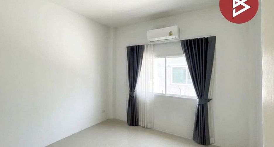 出售 3 卧室 独立屋 在 Ban Khai, Rayong