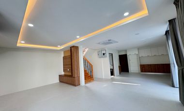 Продажа 4 спальни дом в Пхукет Тощн, Пхукет