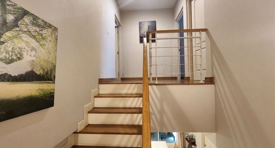 Haus zum Kauf mit 4 Zimmer in Sai Mai, Bangkok