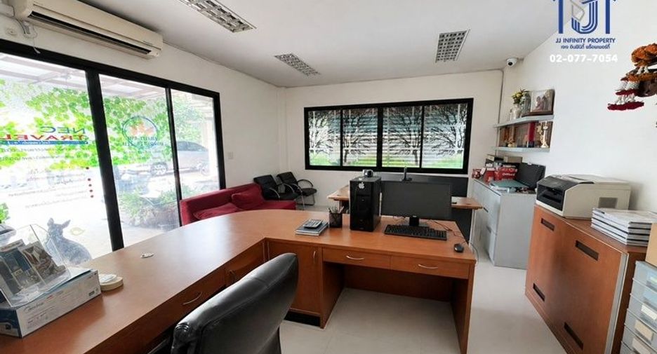 Haus zum Kauf mit 5 Zimmer in Bueng Kum, Bangkok