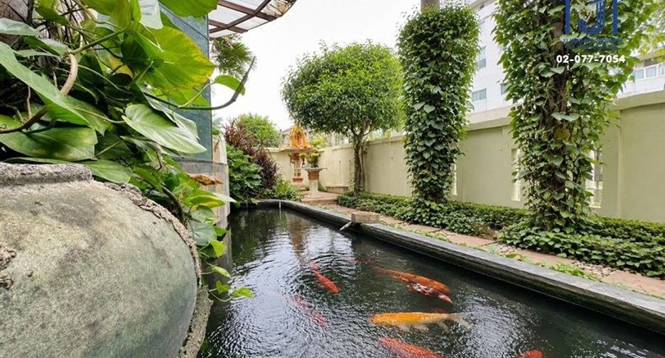 Haus zum Kauf mit 5 Zimmer in Bueng Kum, Bangkok