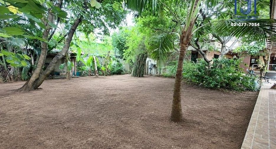Haus zum Kauf mit 5 Zimmer in Bueng Kum, Bangkok
