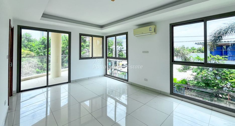 For sale 1 bed condo in Jomtien, Pattaya
