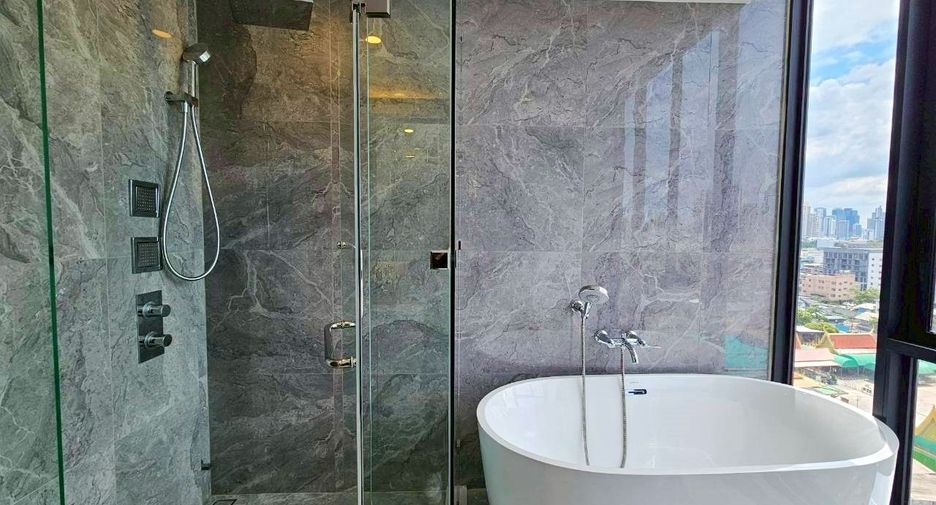 For sale 3 bedrooms condo in Bang Kho Laem, Bangkok