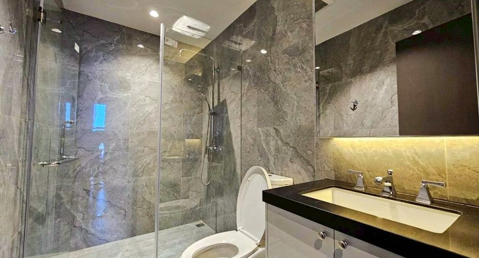 For sale 3 bedrooms condo in Bang Kho Laem, Bangkok