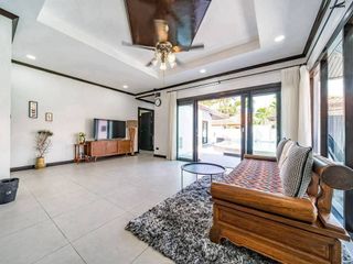 For rent 4 bedrooms villa in Huay Yai, Pattaya
