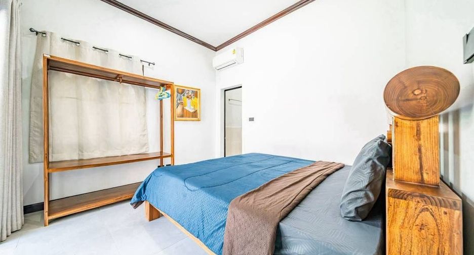 For rent 4 bedrooms villa in Huay Yai, Pattaya