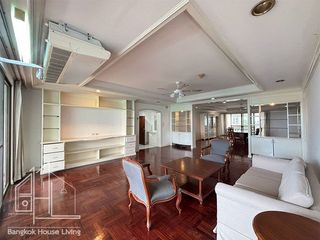ให้เช่า 4 ห้องนอน คอนโด ใน คลองเตย, กรุงเทพฯ