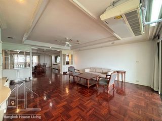 ให้เช่า 4 ห้องนอน คอนโด ใน คลองเตย, กรุงเทพฯ