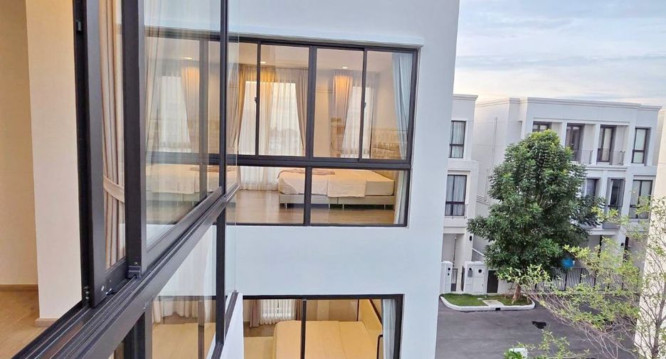 For rent 5 bedrooms house in Lat Krabang, Bangkok