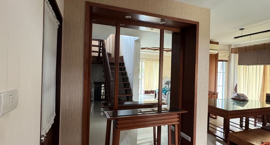 Casa en venta de 3 habitaciones en San Sai, Chiang Mai