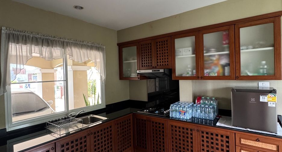 Casa en venta de 3 habitaciones en San Sai, Chiang Mai