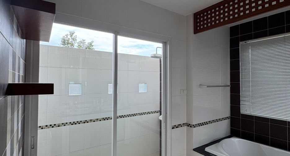 Casa en venta de 3 habitaciones en San Sai, Chiang Mai