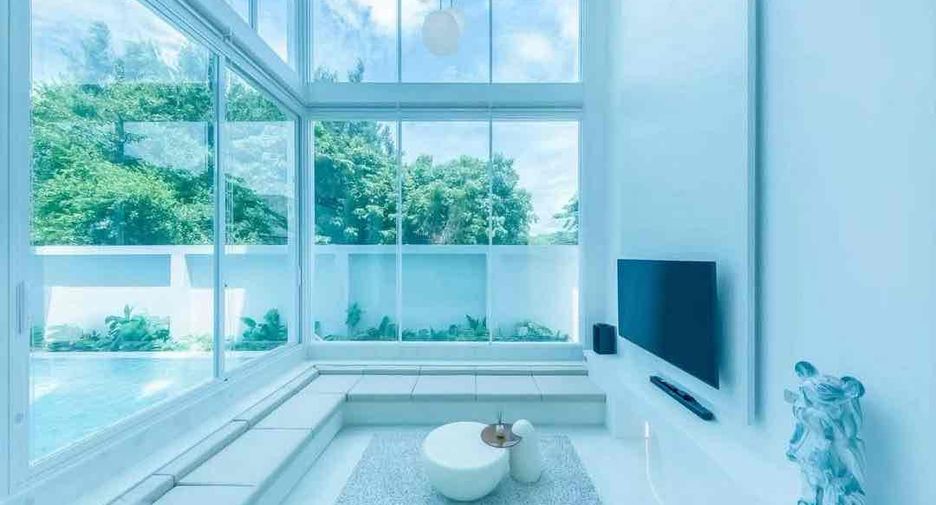 For rent 4 bedrooms villa in Bang Lamung, Chonburi