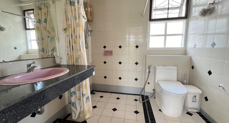 For rent and for sale 3 bedrooms house in Mueang Phuket, Phuket