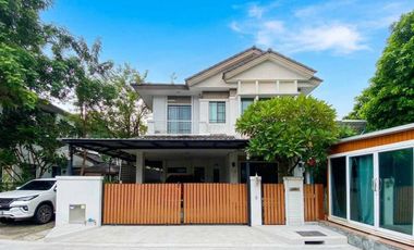 À louer et à vendre 6 chambres maison à Sai Mai, Bangkok