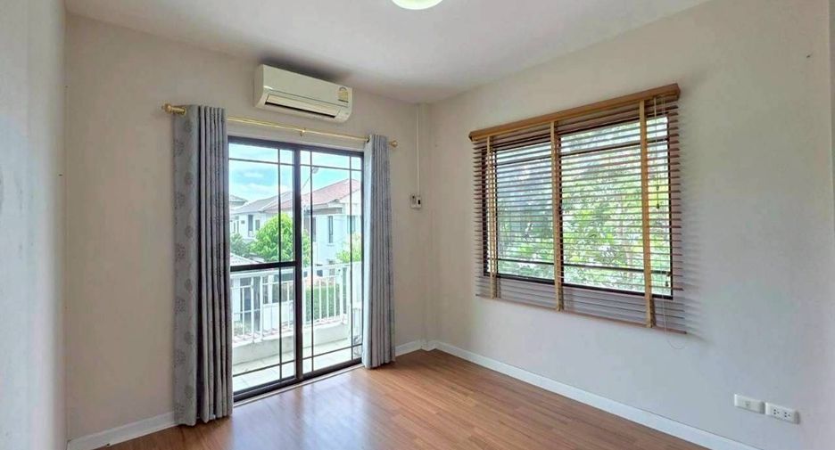 À louer et à vendre 6 chambres maison à Sai Mai, Bangkok
