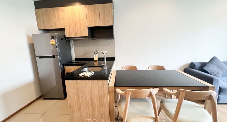 For rent 1 bed condo in Watthana, Bangkok
