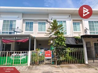À vendre 4 chambres maison de ville à Ban Pho, Chachoengsao